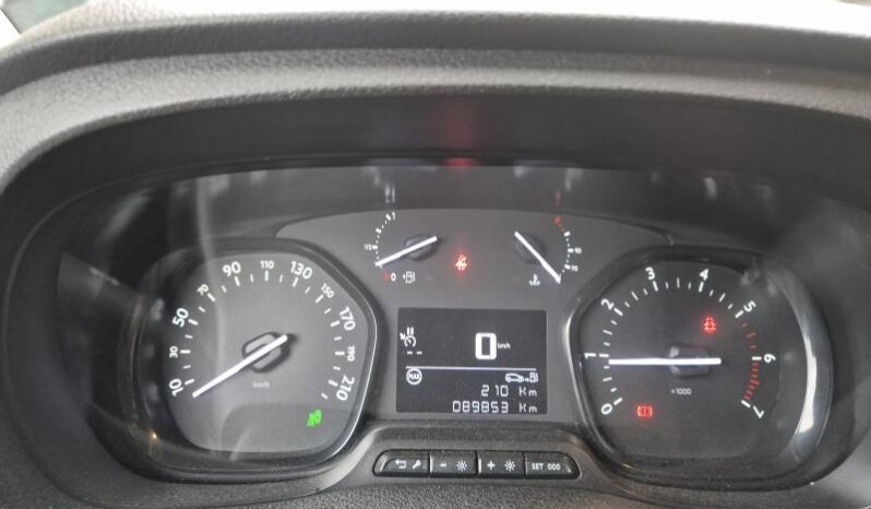 
								Peugeot Expert 2.0 HDI full									