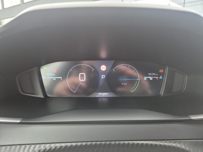 
								Peugeot 2008 ALLURE MILD HYBRIDE full									