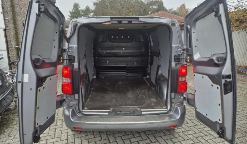
								Peugeot Expert 2.0 HDI full									