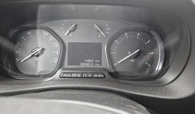 
								Peugeot Expert 2.0 HDI full									