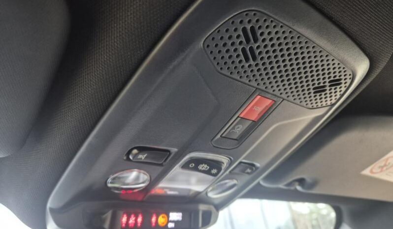 
								Peugeot 2008 ALLURE MILD HYBRIDE full									