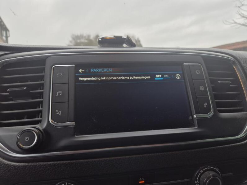 
								Peugeot Expert 2.0 HDI full									