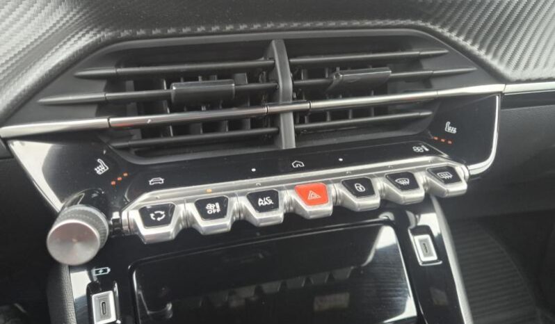 
								Peugeot 2008 ALLURE MILD HYBRIDE full									