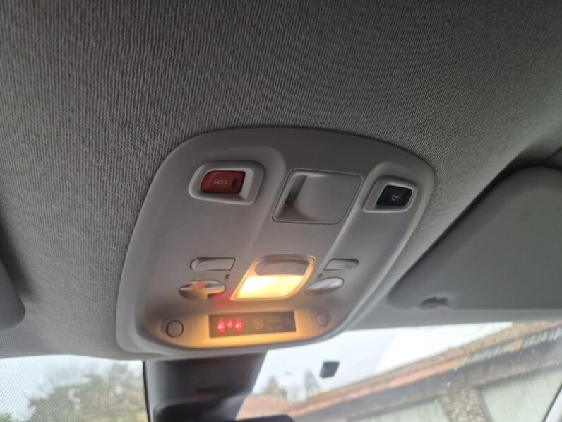
								Peugeot Expert 2.0 HDI full									