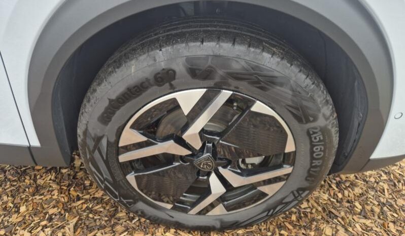 
								Peugeot 2008 ALLURE MILD HYBRIDE full									