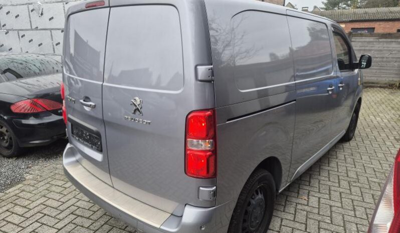 
								Peugeot Expert 2.0 HDI full									