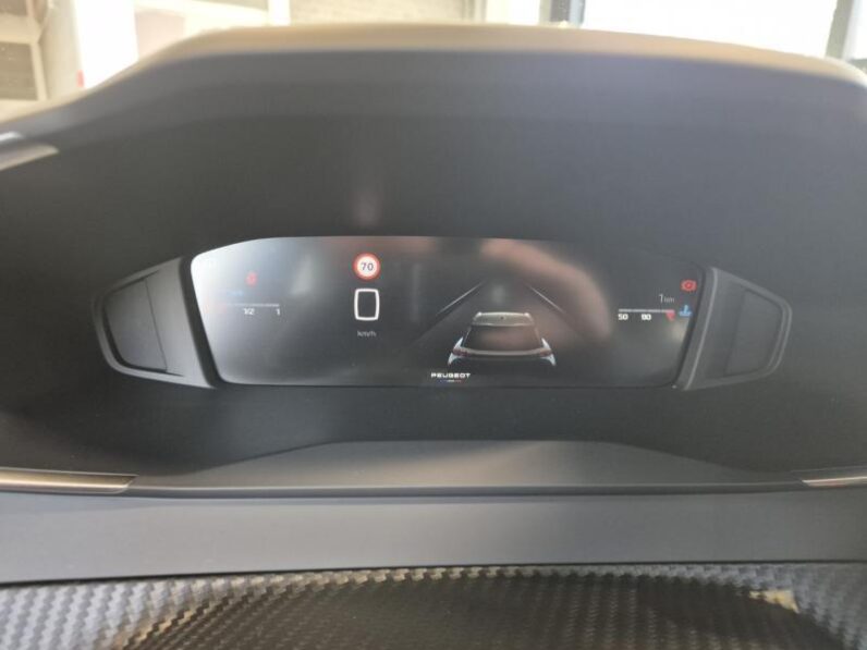 
								Peugeot 2008 ALLURE full									