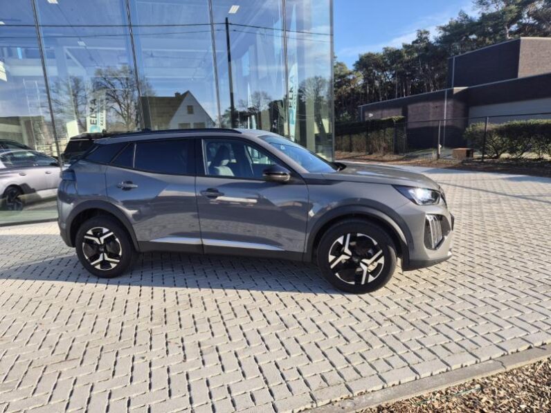 
								Peugeot 2008 ALLURE full									