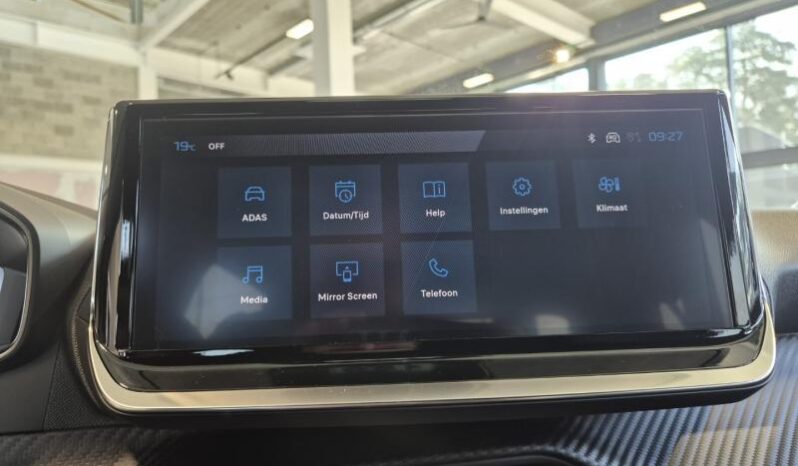 
								Peugeot 2008 ALLURE full									
