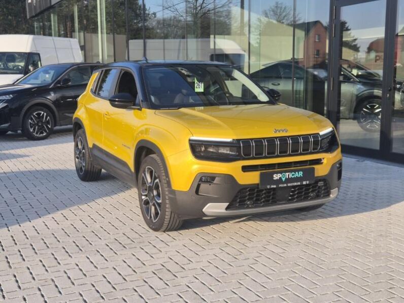 
								Jeep Avenger SUMMIT full									