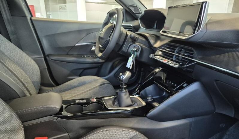 
								Peugeot 2008 ALLURE full									