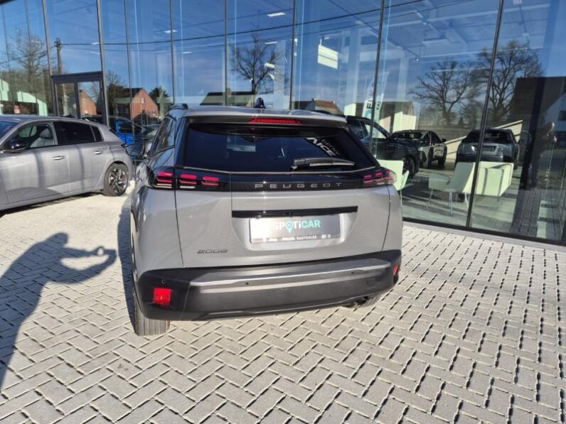 
								Peugeot 2008 ALLURE full									