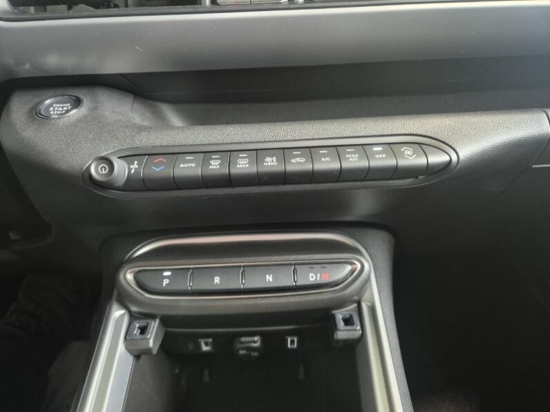 
								Jeep Avenger SUMMIT ELECT KLEP full									