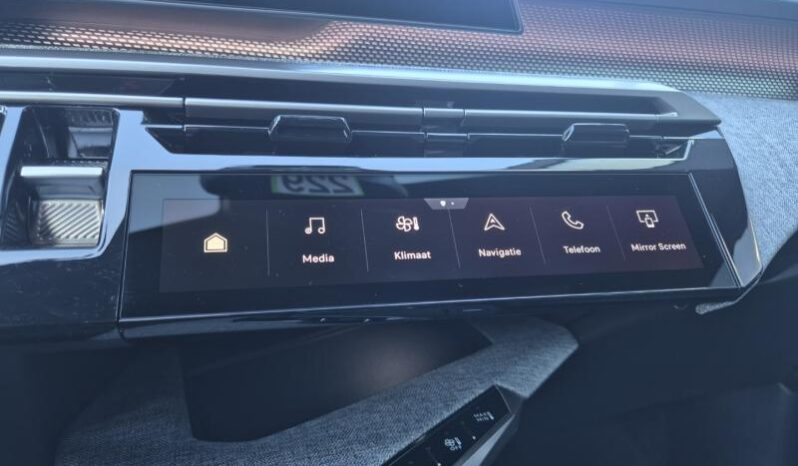 
								Peugeot 5008 5008 GT full									