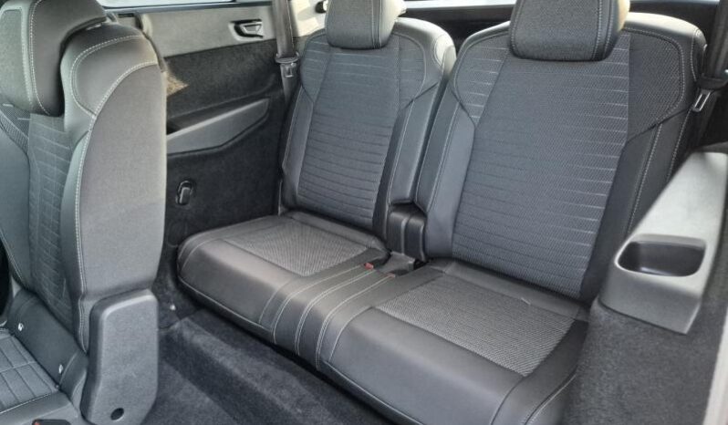 
								Peugeot 5008 5008 GT full									