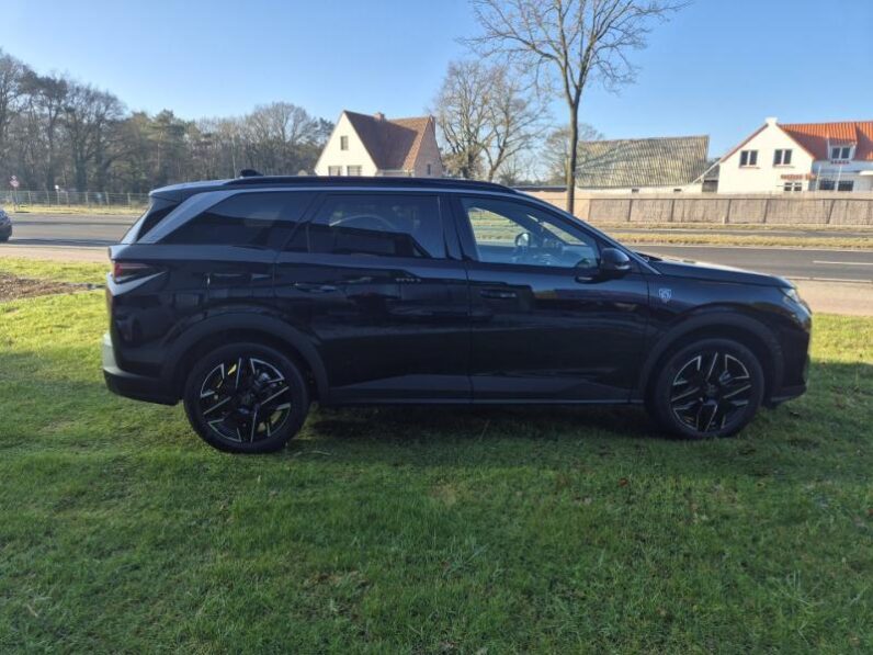 
								Peugeot 5008 5008 GT full									
