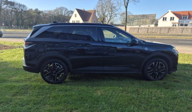 
								Peugeot 5008 5008 GT full									