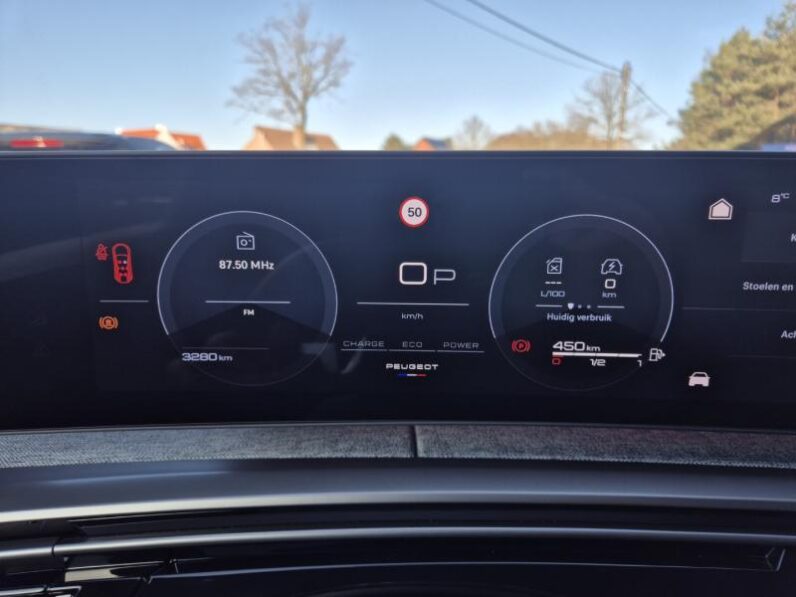 
								Peugeot 5008 5008 GT full									