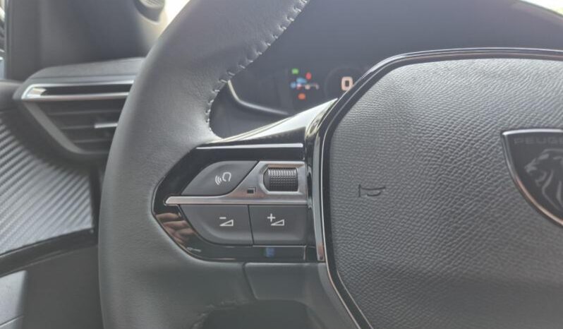 
								Peugeot 2008 ALLURE full									