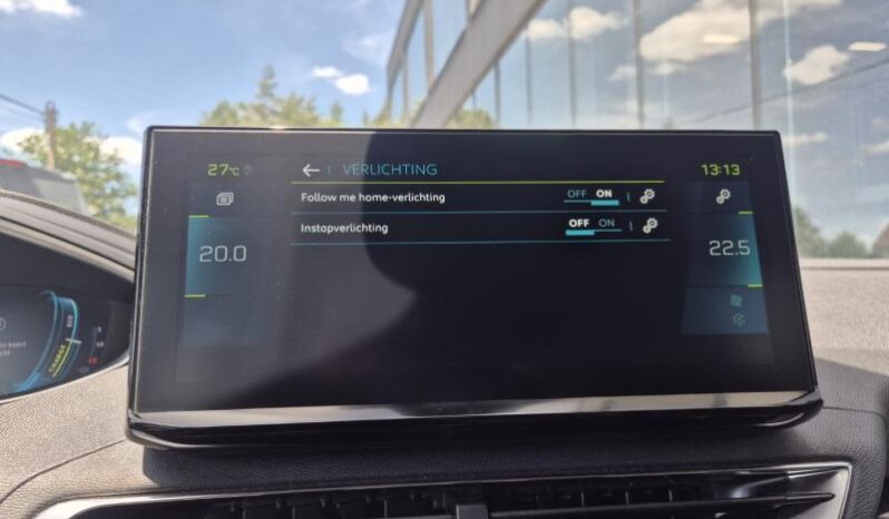 
								Peugeot 3008 ALLURE PACK PLUGIN HYBRIDE full									