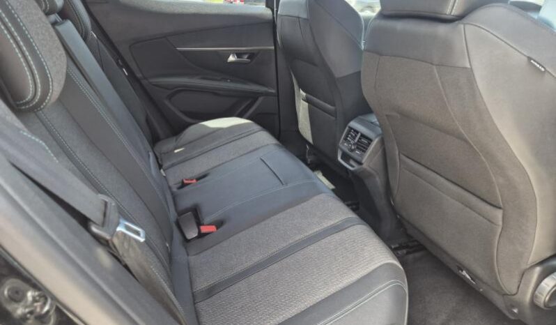 
								Peugeot 3008 ALLURE PACK PLUGIN HYBRIDE full									