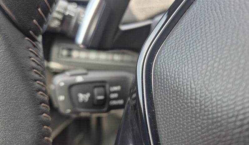 
								Peugeot 3008 ALLURE PACK PLUGIN HYBRIDE full									