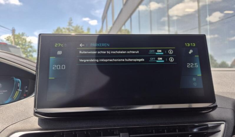 
								Peugeot 3008 ALLURE PACK PLUGIN HYBRIDE full									