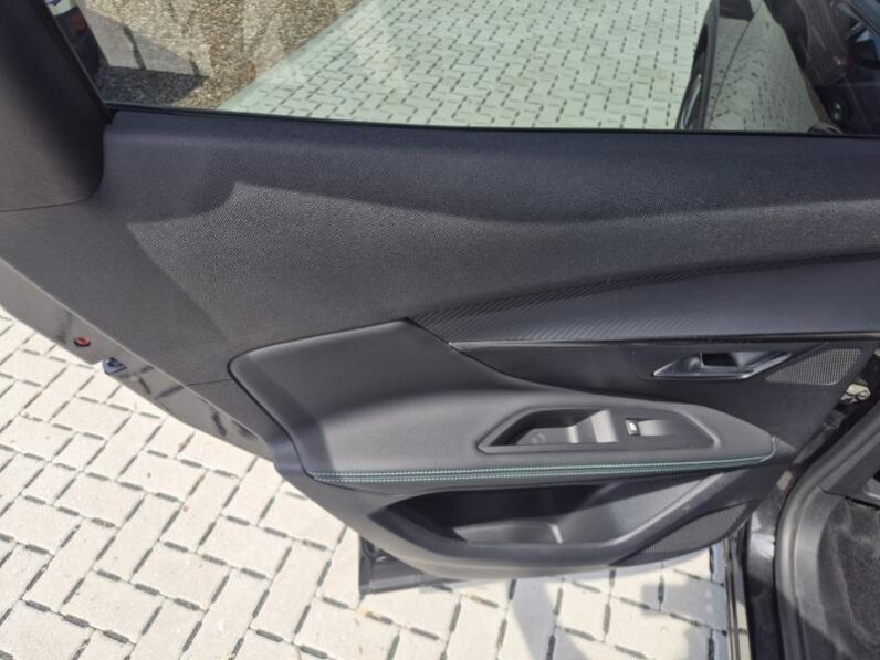 
								Peugeot 3008 ALLURE PACK PLUGIN HYBRIDE full									
