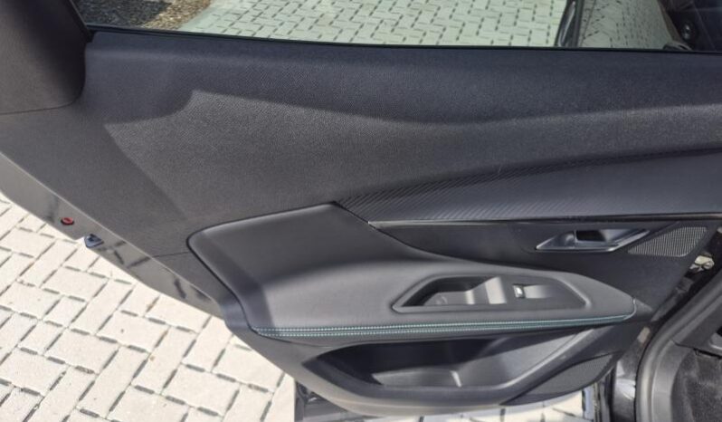 
								Peugeot 3008 ALLURE PACK PLUGIN HYBRIDE full									
