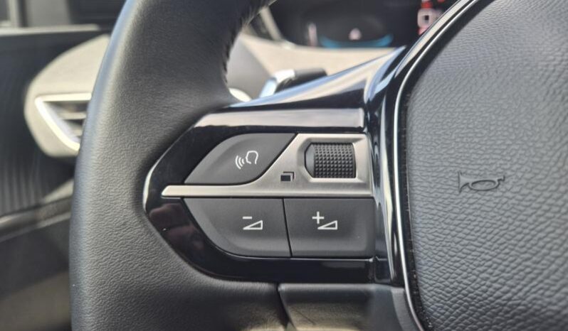 
								Peugeot 3008 ALLURE PACK PLUGIN HYBRIDE full									