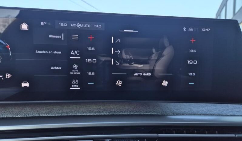 
								Peugeot 5008 GT full									