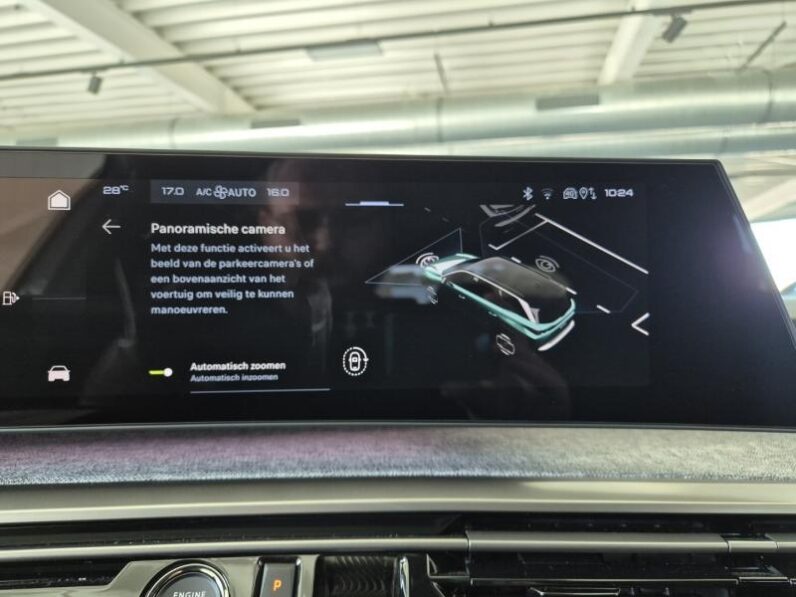 
								Peugeot 5008 GT full									