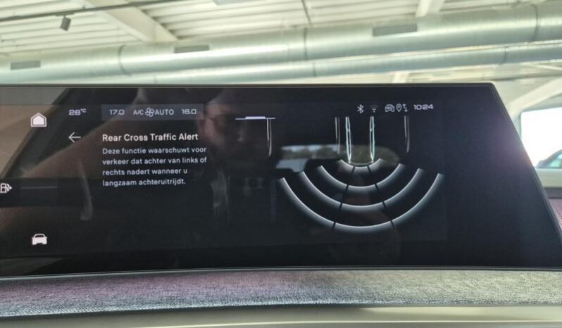 
								Peugeot 5008 GT full									