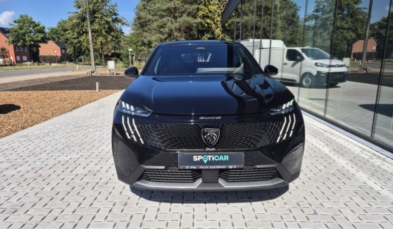 
								Peugeot 3008 GT full									