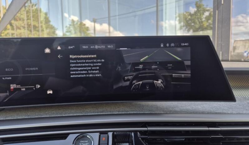 
								Peugeot 3008 GT full									