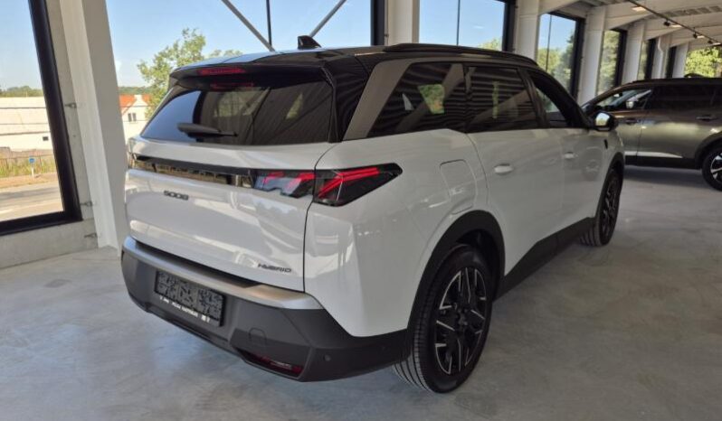 
								Peugeot 5008 GT full									