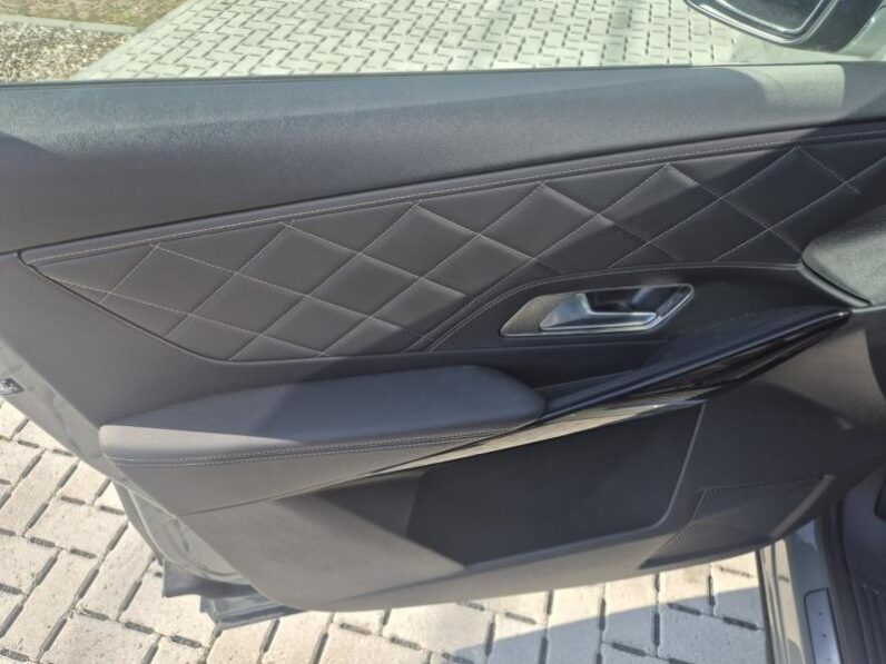 
								DS Automobiles DS 7 Crossback RIVOLI 300 PK full									