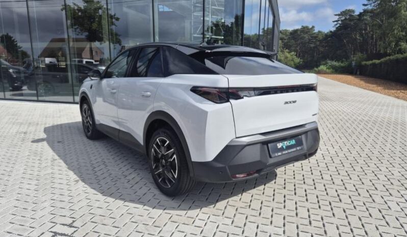 
								Peugeot 3008 GT full									