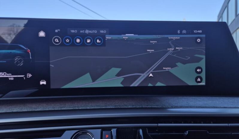 
								Peugeot 5008 GT full									