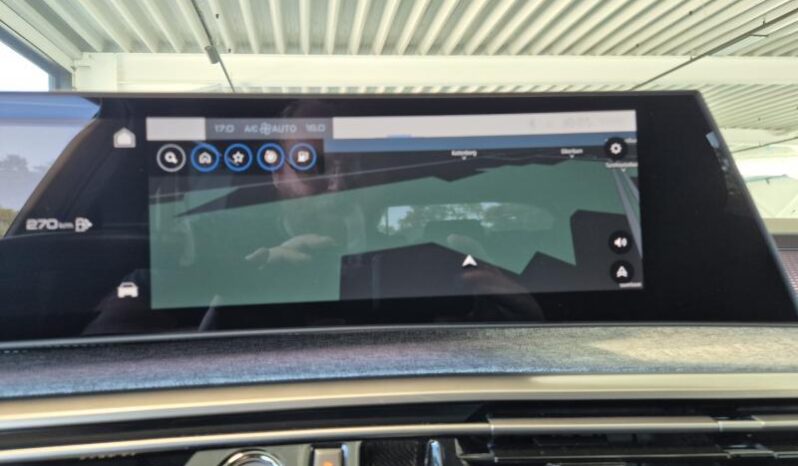 
								Peugeot 5008 GT full									