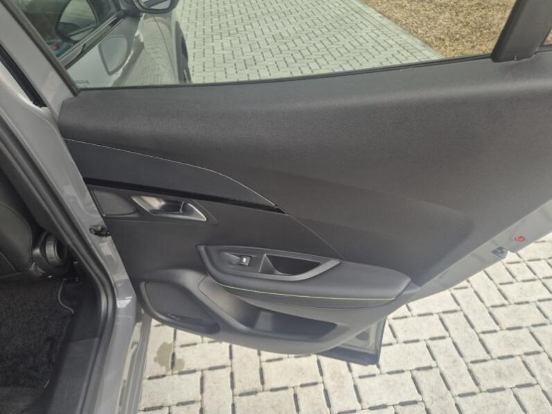 
								Peugeot 2008 GT ALCANTARA full									