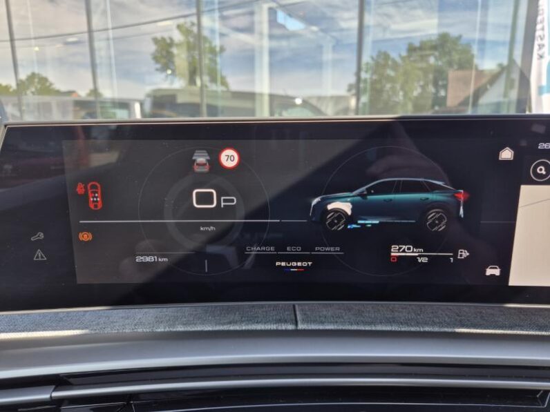 
								Peugeot 3008 GT full									