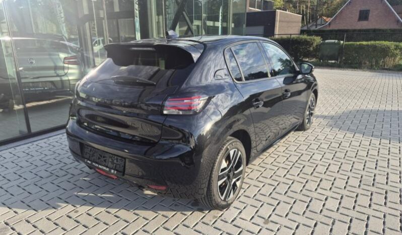
								Peugeot 208 ALLURE full									