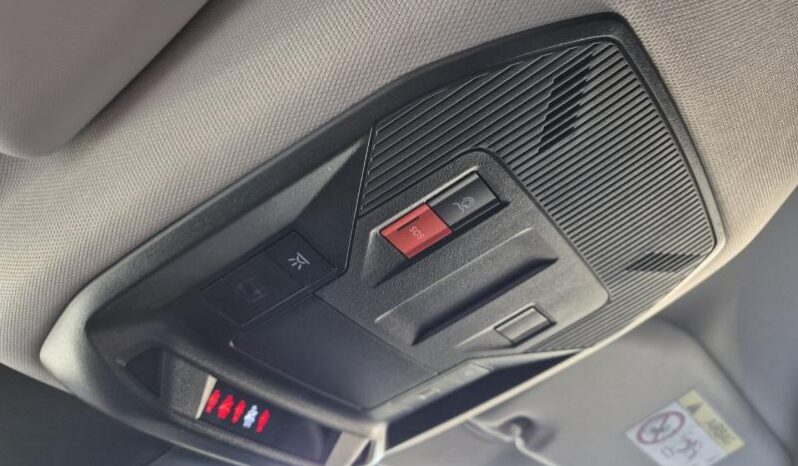
								Peugeot 308 ALLURE full									