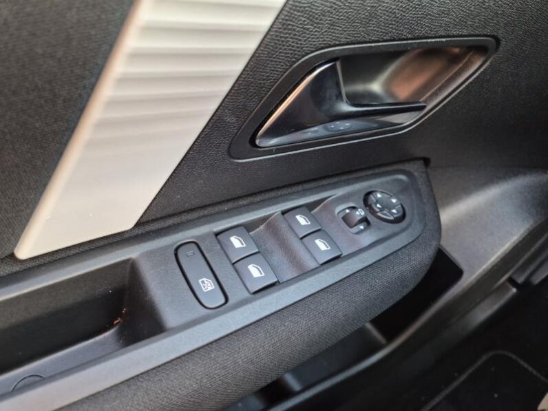 
								Citroen C4 PLUS full									