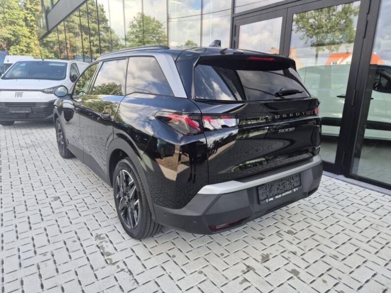 
								Peugeot 5008 GT EXCLUSIVE full									