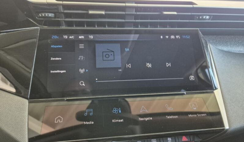 
								Peugeot 408 ALLURE full									