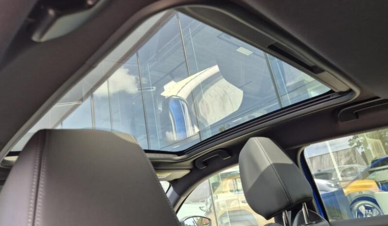 
								Peugeot 208 GT PANO 130 PK full									