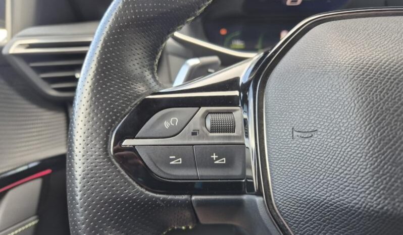 
								Peugeot 208 GT PANO 130 PK full									