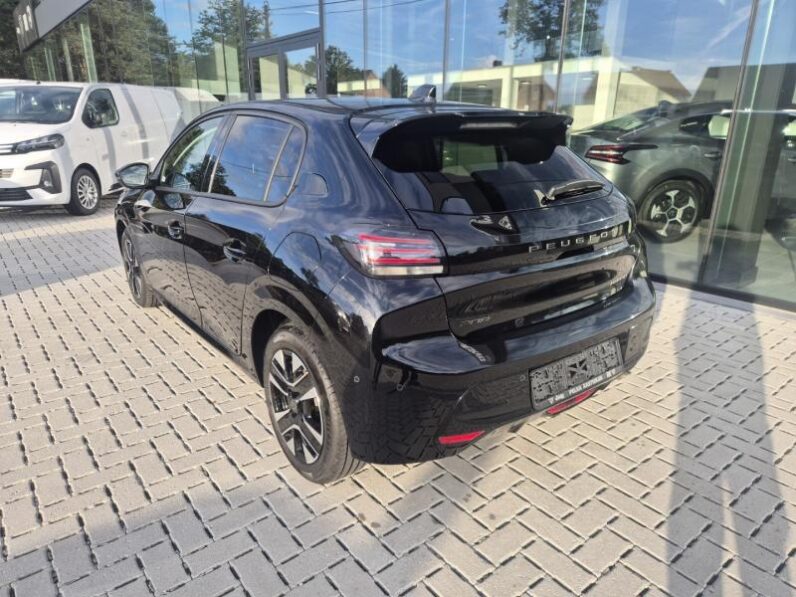 
								Peugeot 208 ALLURE full									